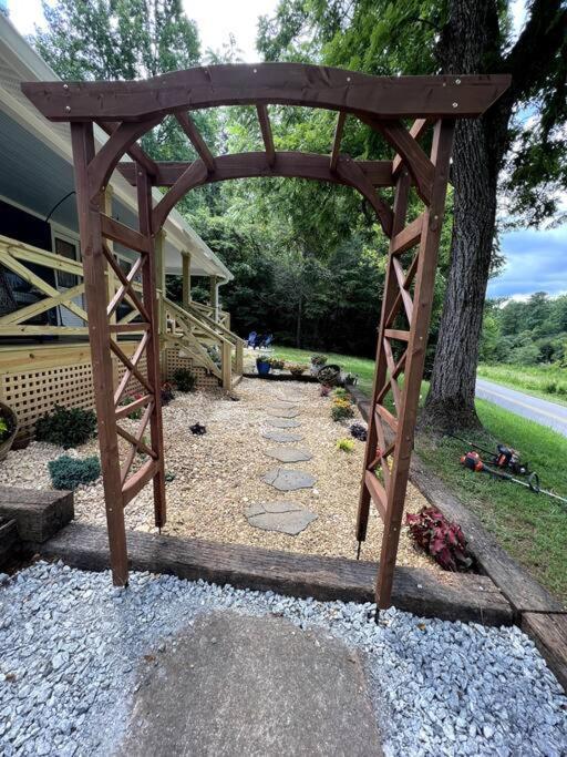 Riverside Relaxer W/Hot Tub+Fire Pit +Wifi & View Franklin Dış mekan fotoğraf
