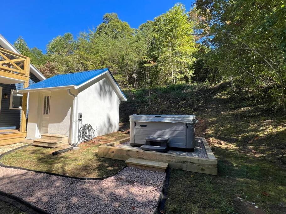 Riverside Relaxer W/Hot Tub+Fire Pit +Wifi & View Franklin Dış mekan fotoğraf